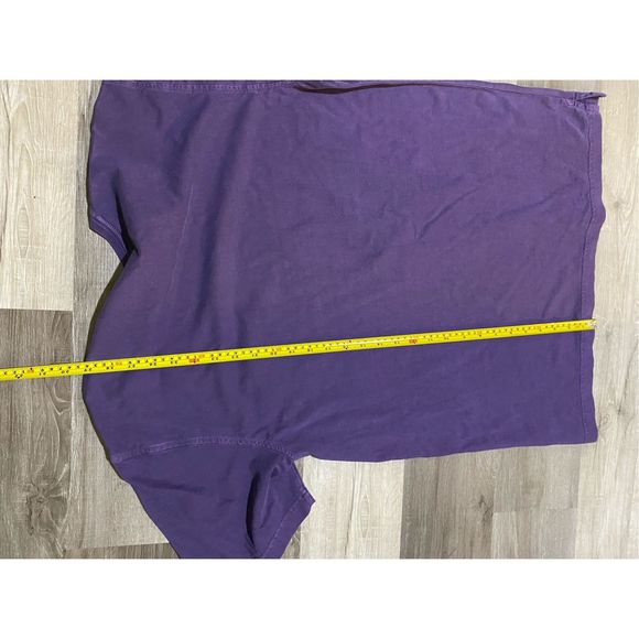 Izod NWT Luxury Sport Vintage Mineral Plum Purple Pocket T-Shirt, Size Large - Picture 6 of 7